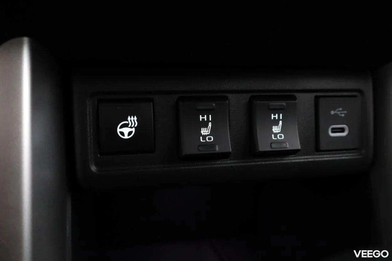 Toyota Corolla Cross Luxury Limited 1.8 72kW