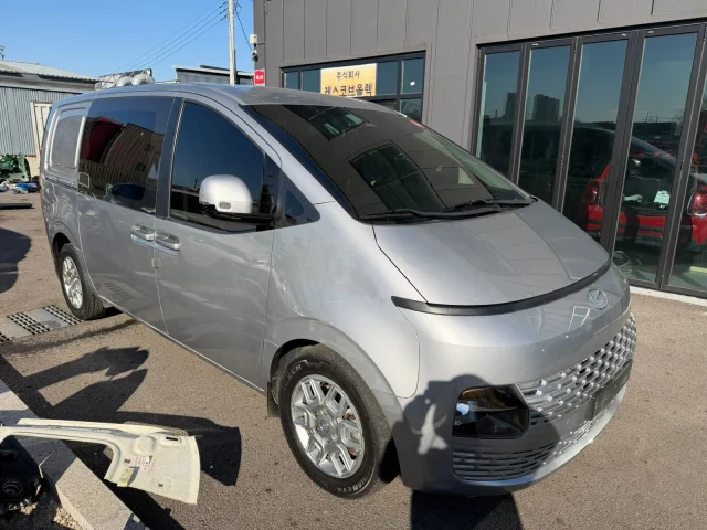 Image of Hyundai Staria 130kW