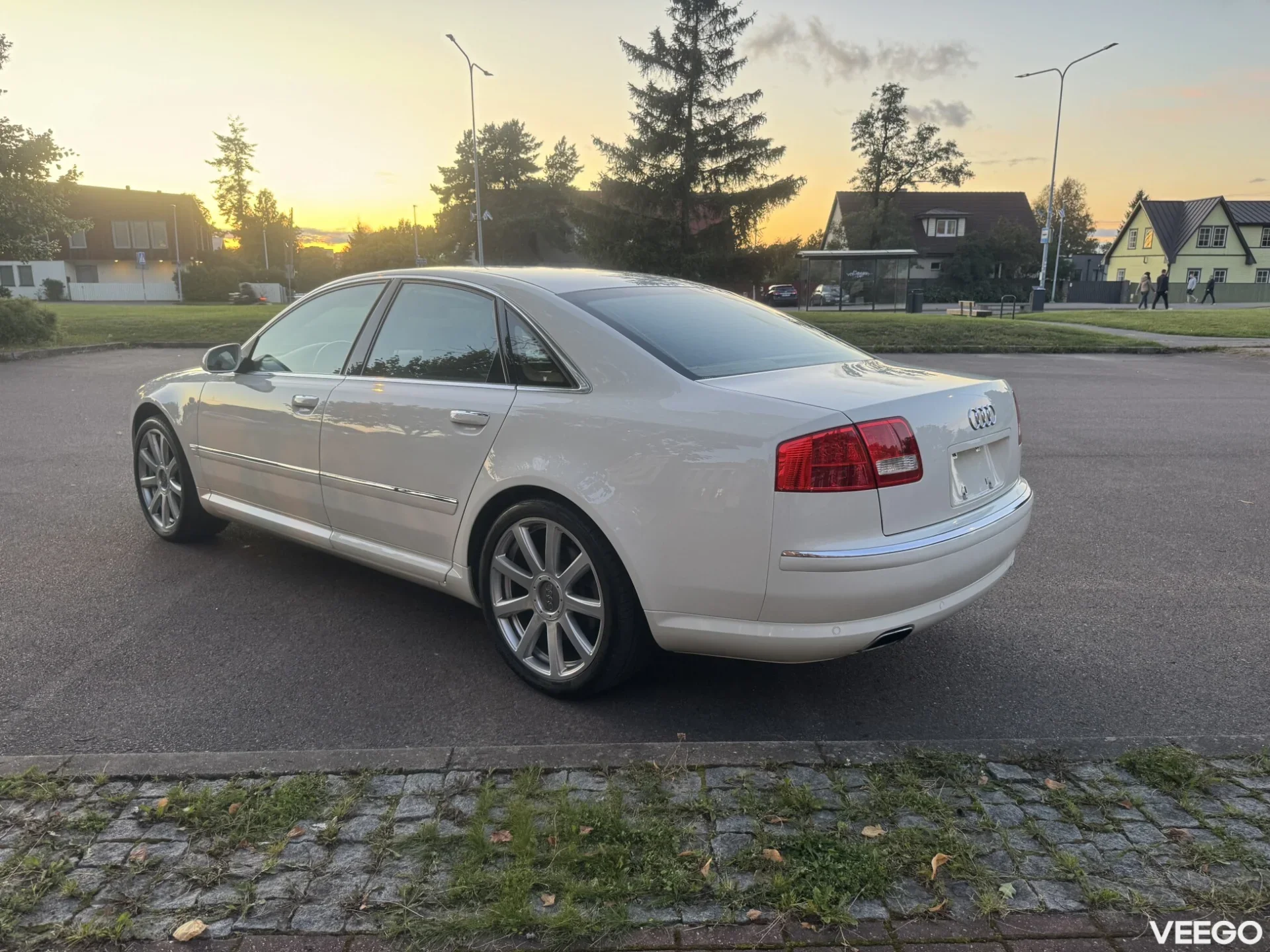Audi A8 331kW
