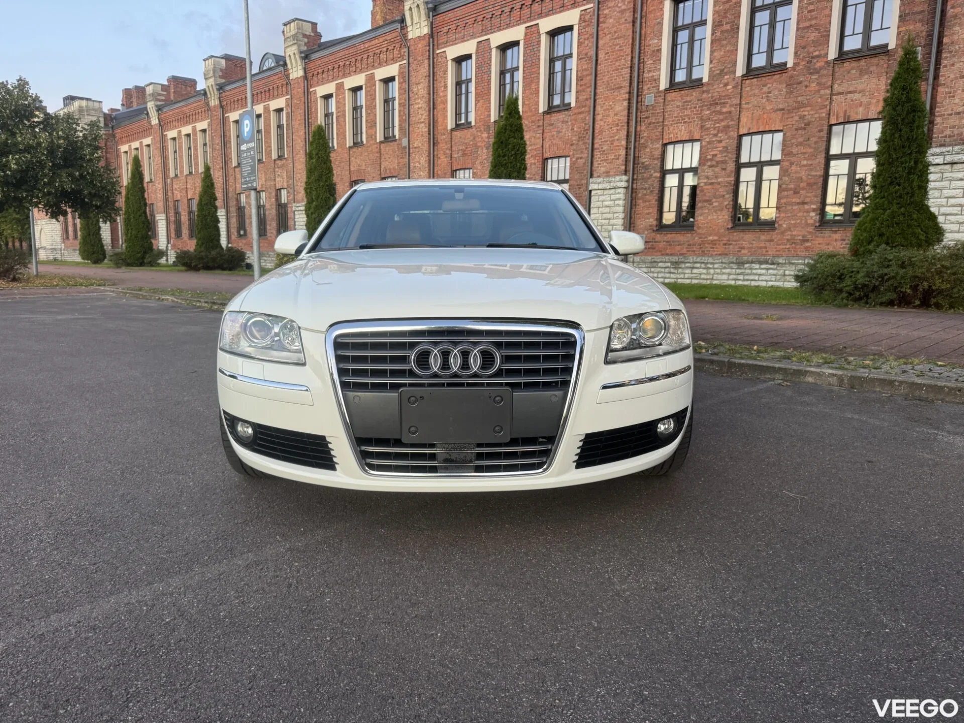 Audi A8 331kW