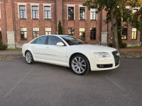 Audi A8 331kW thumbnail