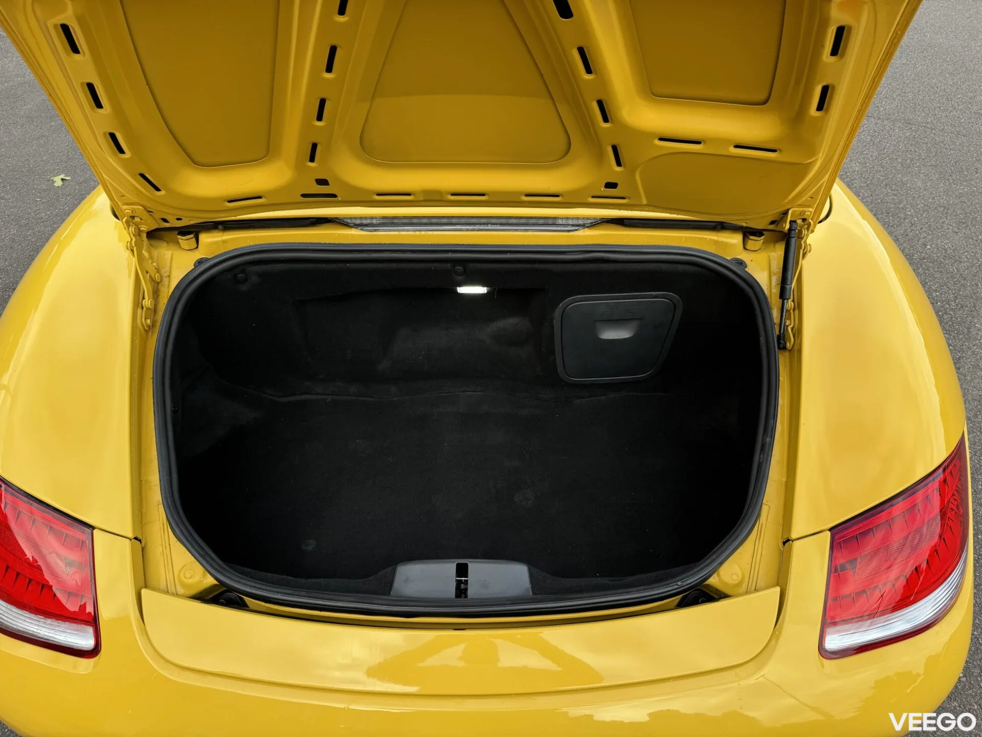 Porsche Boxster 228kW