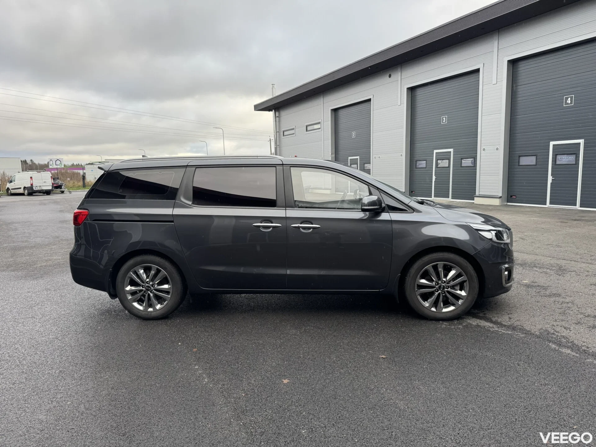 Kia Carnival 143kW