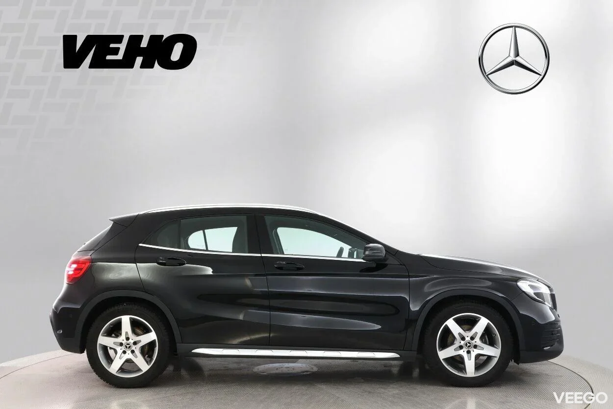 Mercedes-Benz GLA180 AMG 1.6 90kW