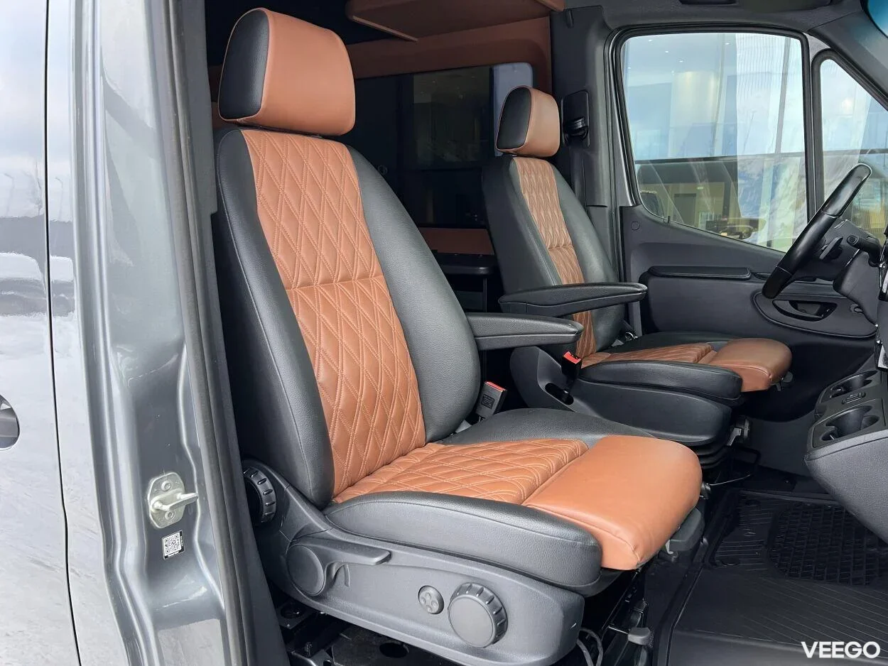 Mercedes-Benz Sprinter 319CDI 4x4 A3 2 140kW