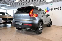 Volvo XC40 AWD D4 H&K R-DESIGN XENIUM INTELLI SAFE 140kW thumbnail