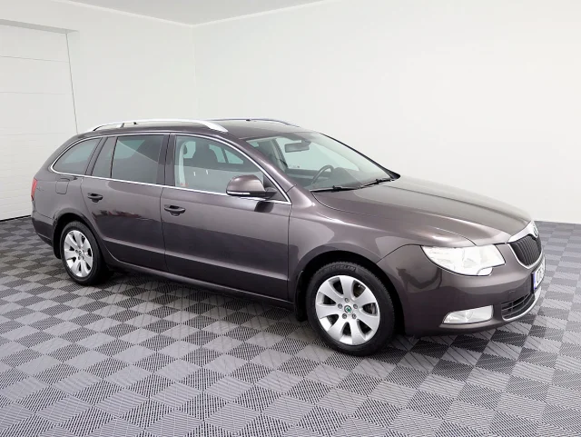 Image of Skoda Superb 1.8 118kW