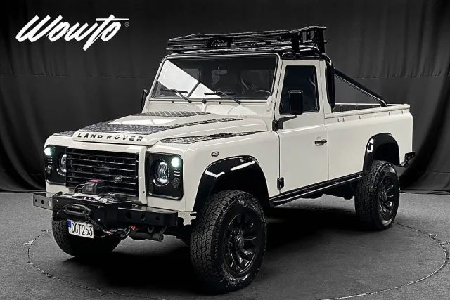 Image of Land Rover Defender TD4 Puma 110 Pick-Up /Skalstolar/Se Spec 90kW