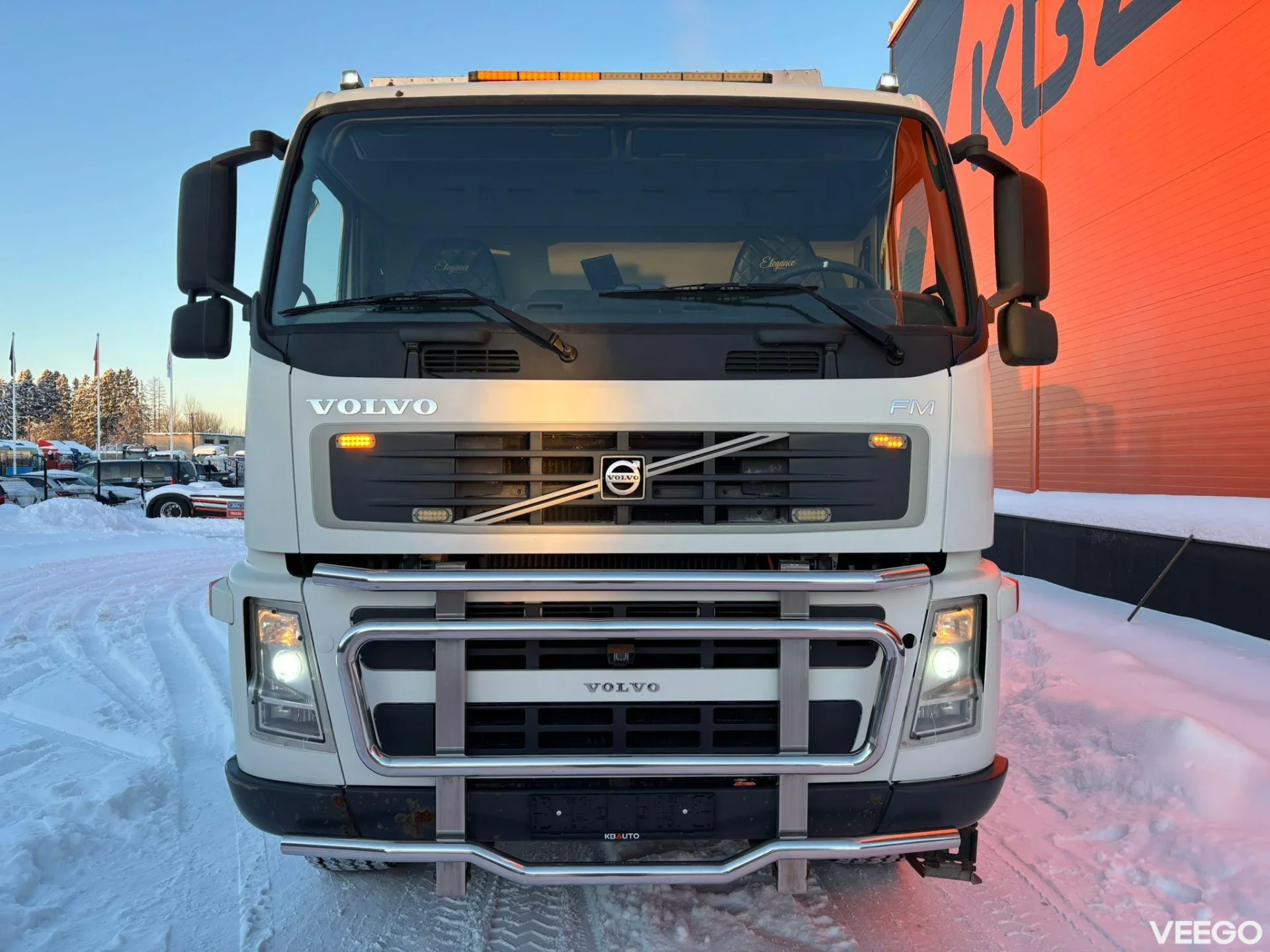 Volvo FM300 WASTE 4 + CLEAN WATER 8 m3 / VACUUM Hibon 810H / PRESSURE Uraca P3-45  205 bar / 348 l/min 226kW