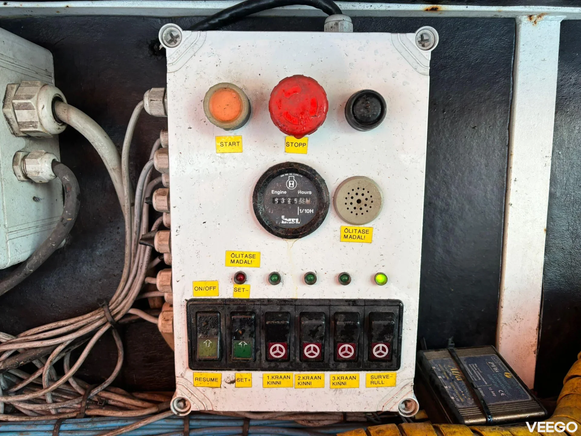 Volvo FM300 WASTE 4 + CLEAN WATER 8 m3 / VACUUM Hibon 810H / PRESSURE Uraca P3-45  205 bar / 348 l/min 226kW