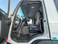 Volvo FM300 WASTE 4 + CLEAN WATER 8 m3 / VACUUM Hibon 810H / PRESSURE Uraca P3-45  205 bar / 348 l/min 226kW thumbnail