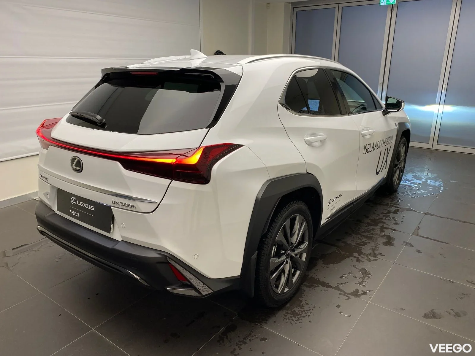 Lexus UX 300h - 112kW