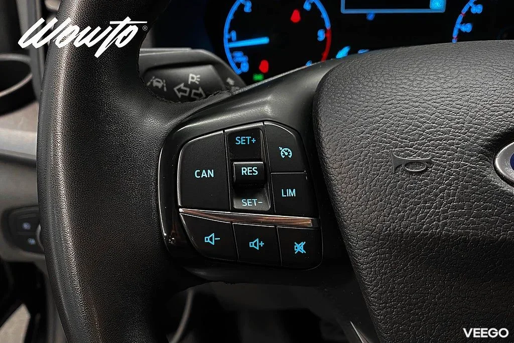 Ford Transit Transit Custom 340 Crew Van 2.0 170HK L2 5-Sits /Drag 125kW