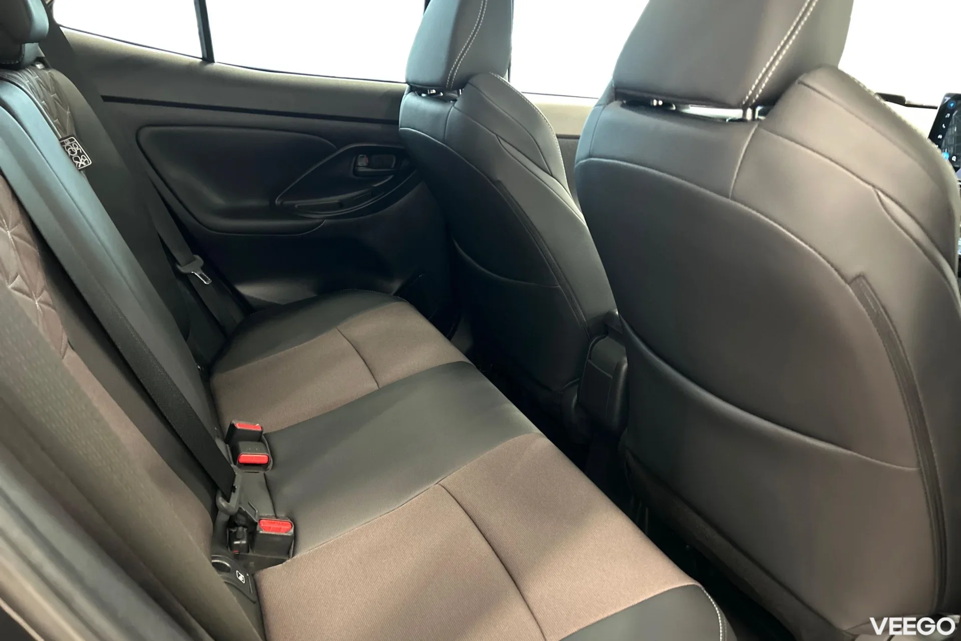 Toyota Yaris Cross Elegant Hybrid 1.5 68kW