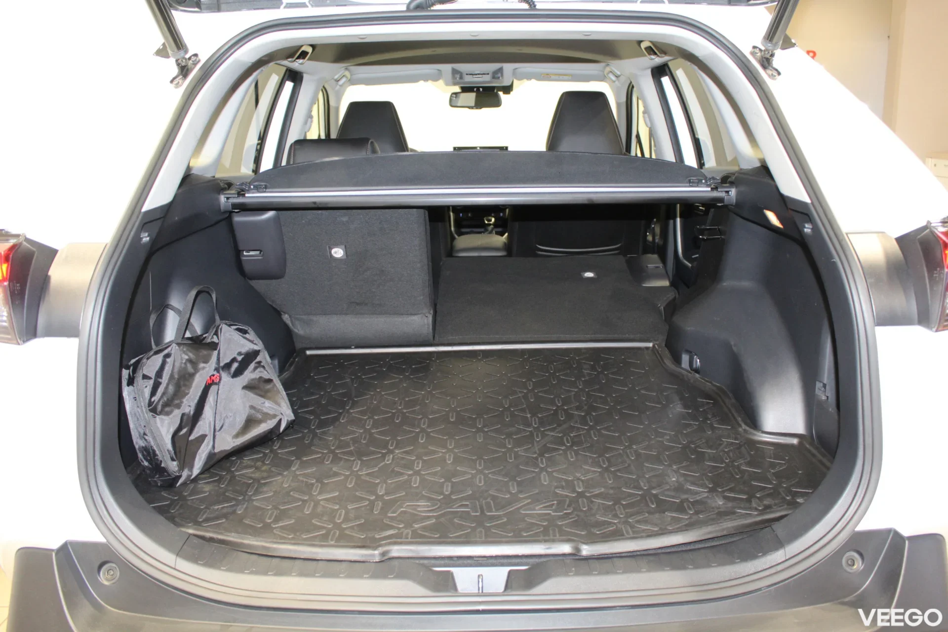 Toyota RAV4 Luxury Plus 2 129kW