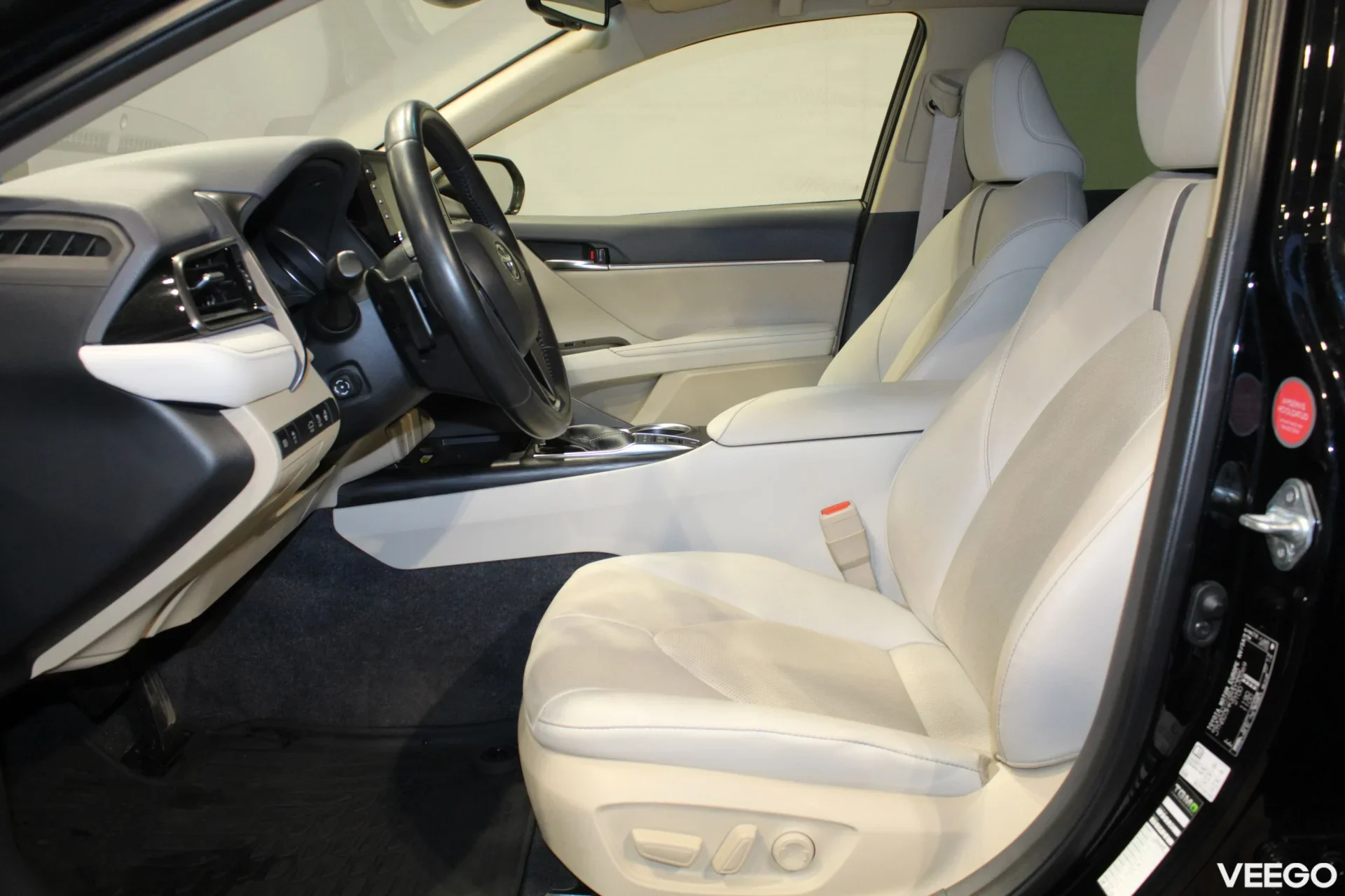 Toyota Camry Executive 2.5 131kW