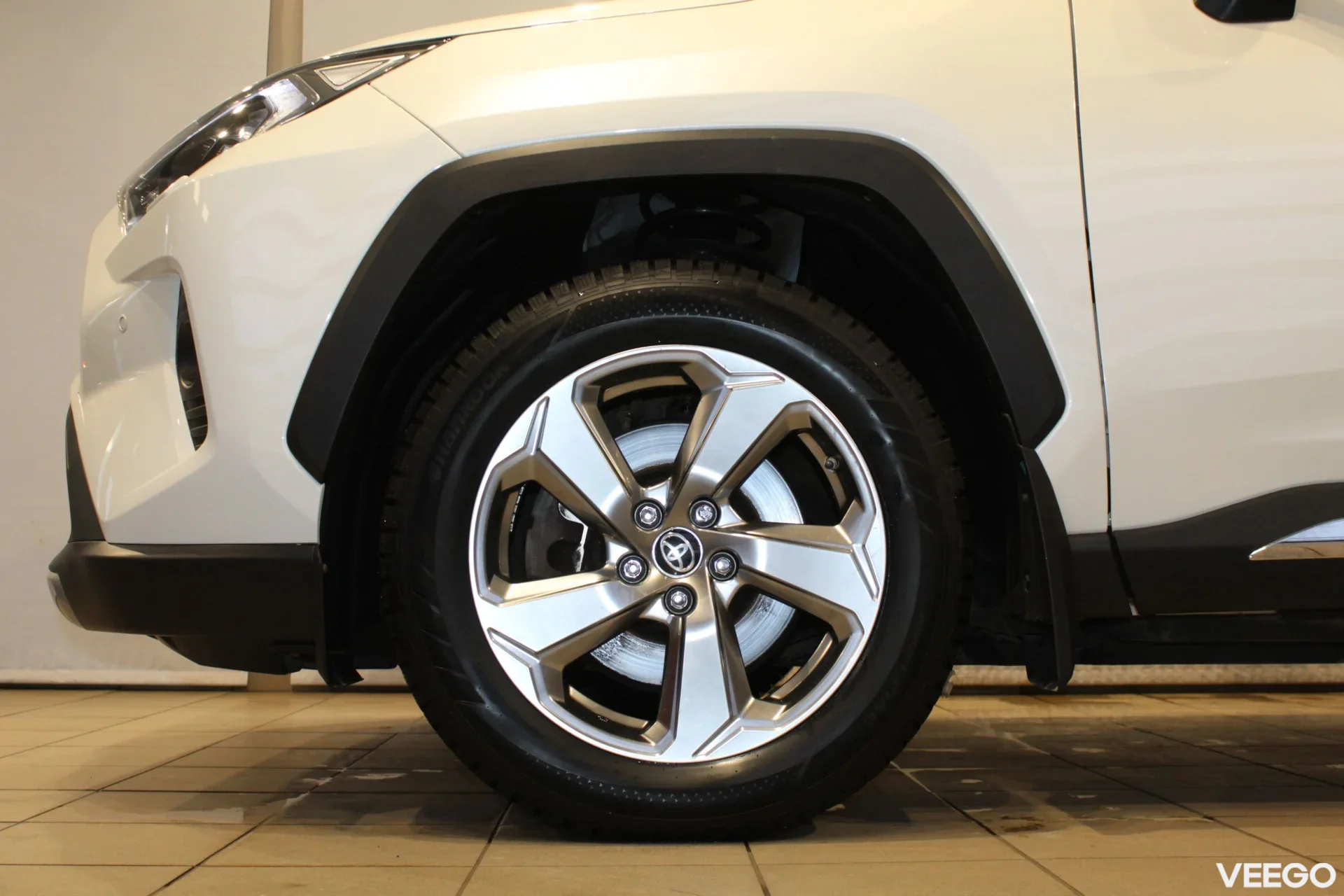 Toyota RAV4 Luxury Plus 2 129kW
