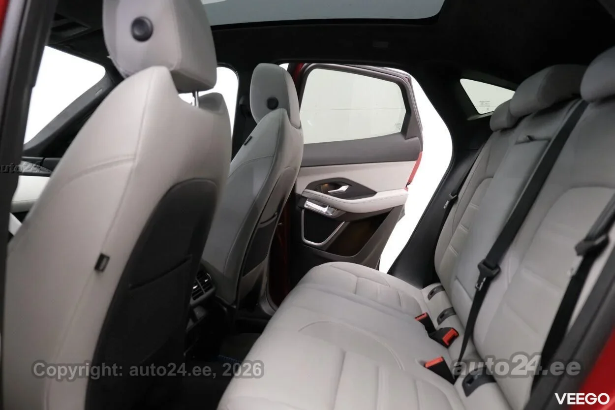 Jaguar E-Pace P250 AWD HSE R-Dynamic 2 183kW