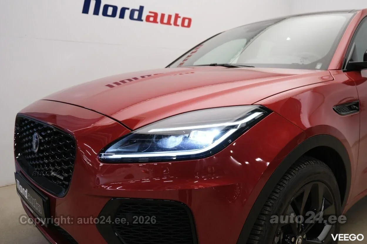 Jaguar E-Pace P250 AWD HSE R-Dynamic 2 183kW