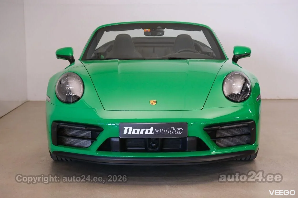 Porsche 911 Carrera 4 GTS Cabrio 3 353kW