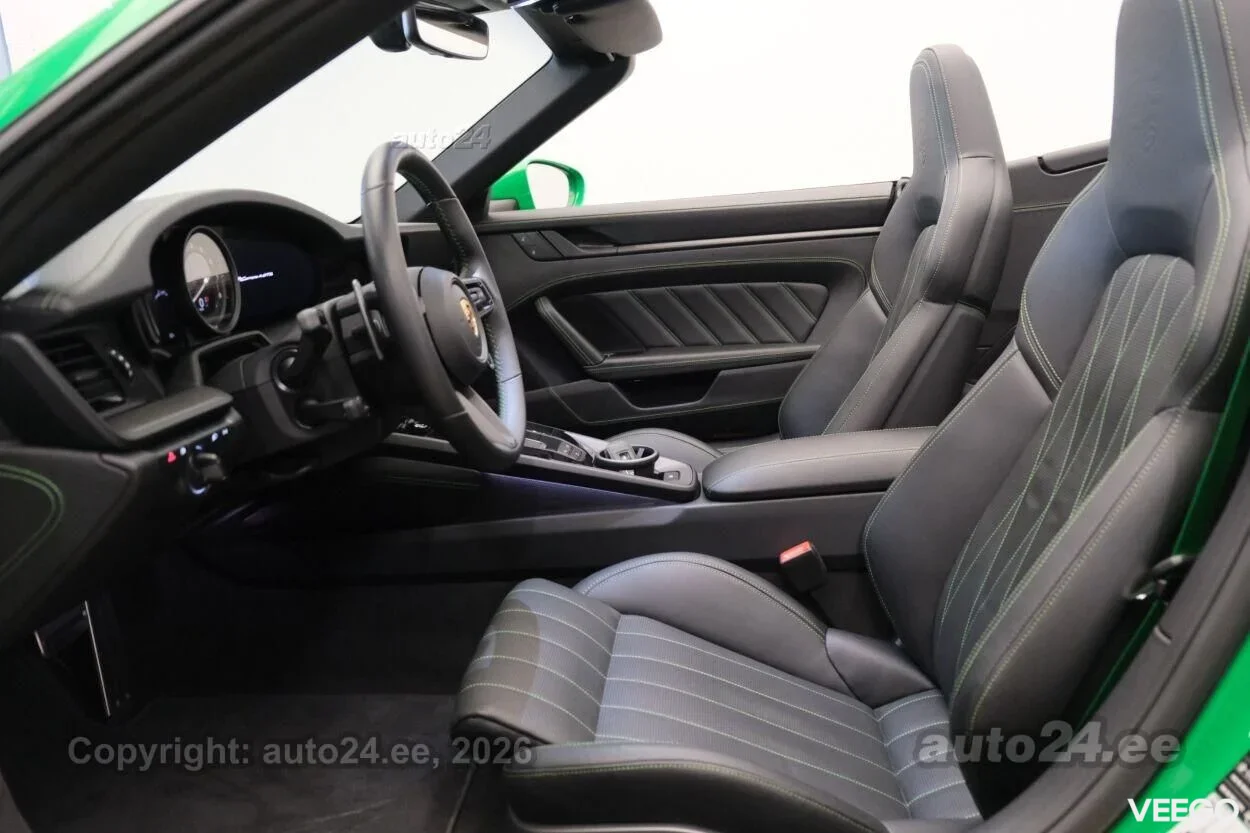 Porsche 911 Carrera 4 GTS Cabrio 3 353kW