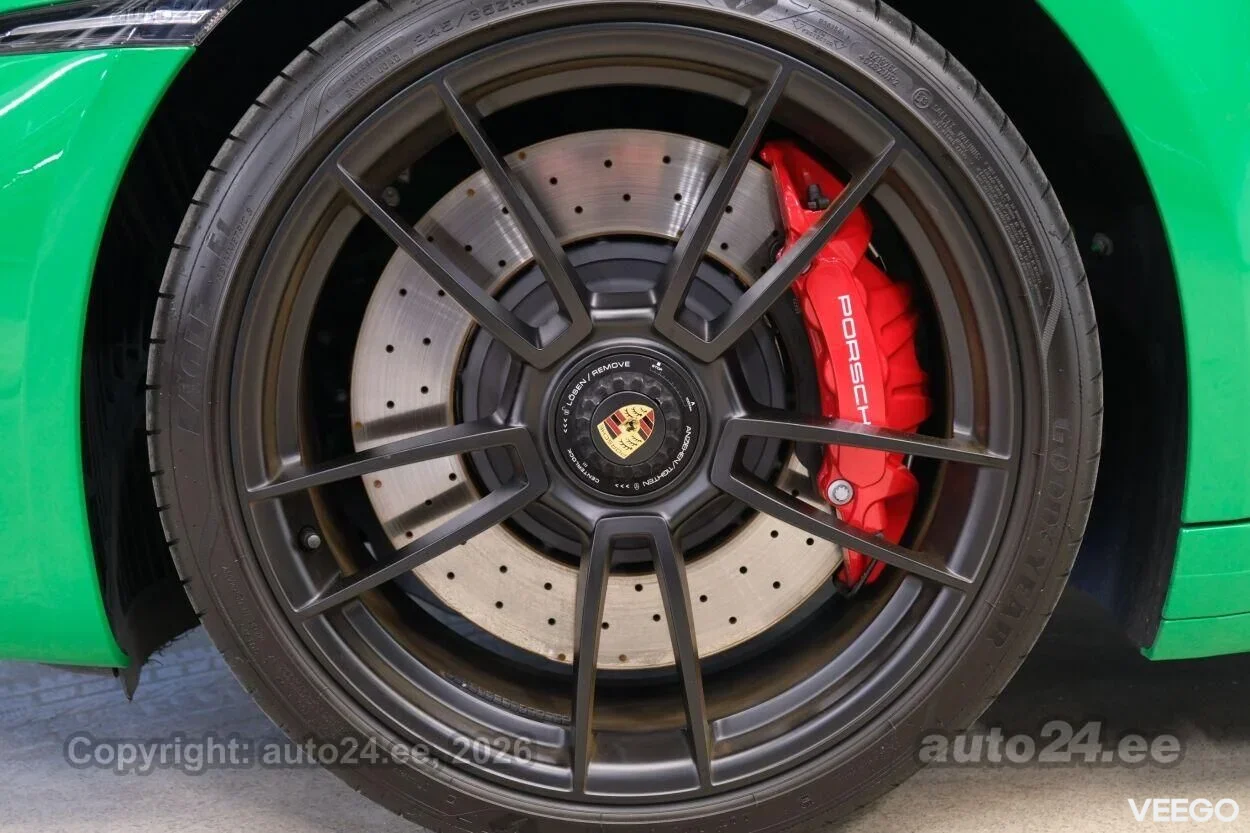 Porsche 911 Carrera 4 GTS Cabrio 3 353kW