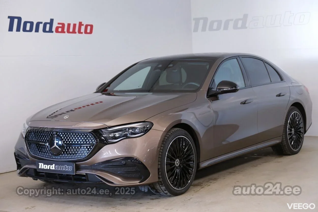 Mercedes-Benz E 300 4MATIC 4 matic AMG Plug In 2 150kW