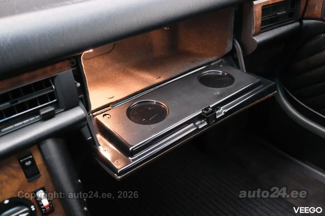 Mercedes-Benz S560 - 5.6 220kW