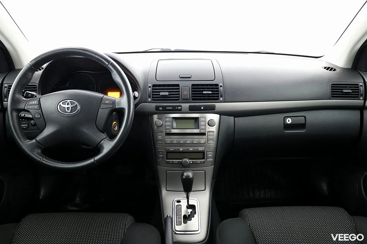 Toyota Avensis 1.8 95kW