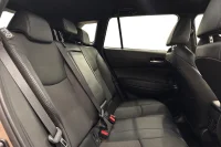 Toyota Corolla Luxury Hybrid 2 98kW thumbnail