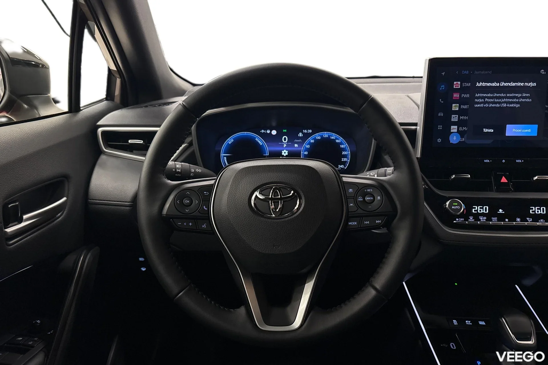 Toyota Corolla Luxury Hybrid 2 98kW