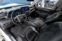 Toyota Highlander Premium 140kW thumbnail