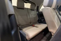 Land Rover Discovery D250 MHEV SE 3 183kW thumbnail