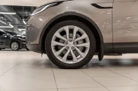 Land Rover Discovery D250 MHEV SE 3 183kW thumbnail