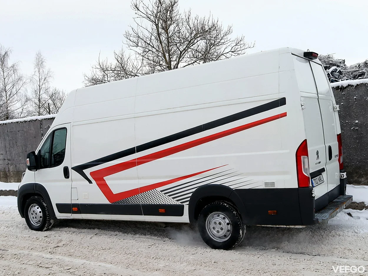 Peugeot Boxer 2.2 96kW