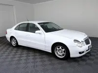 Mercedes-Benz E200 1.8 121kW thumbnail