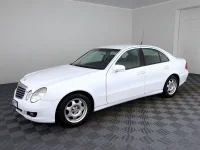 Mercedes-Benz E200 1.8 121kW thumbnail