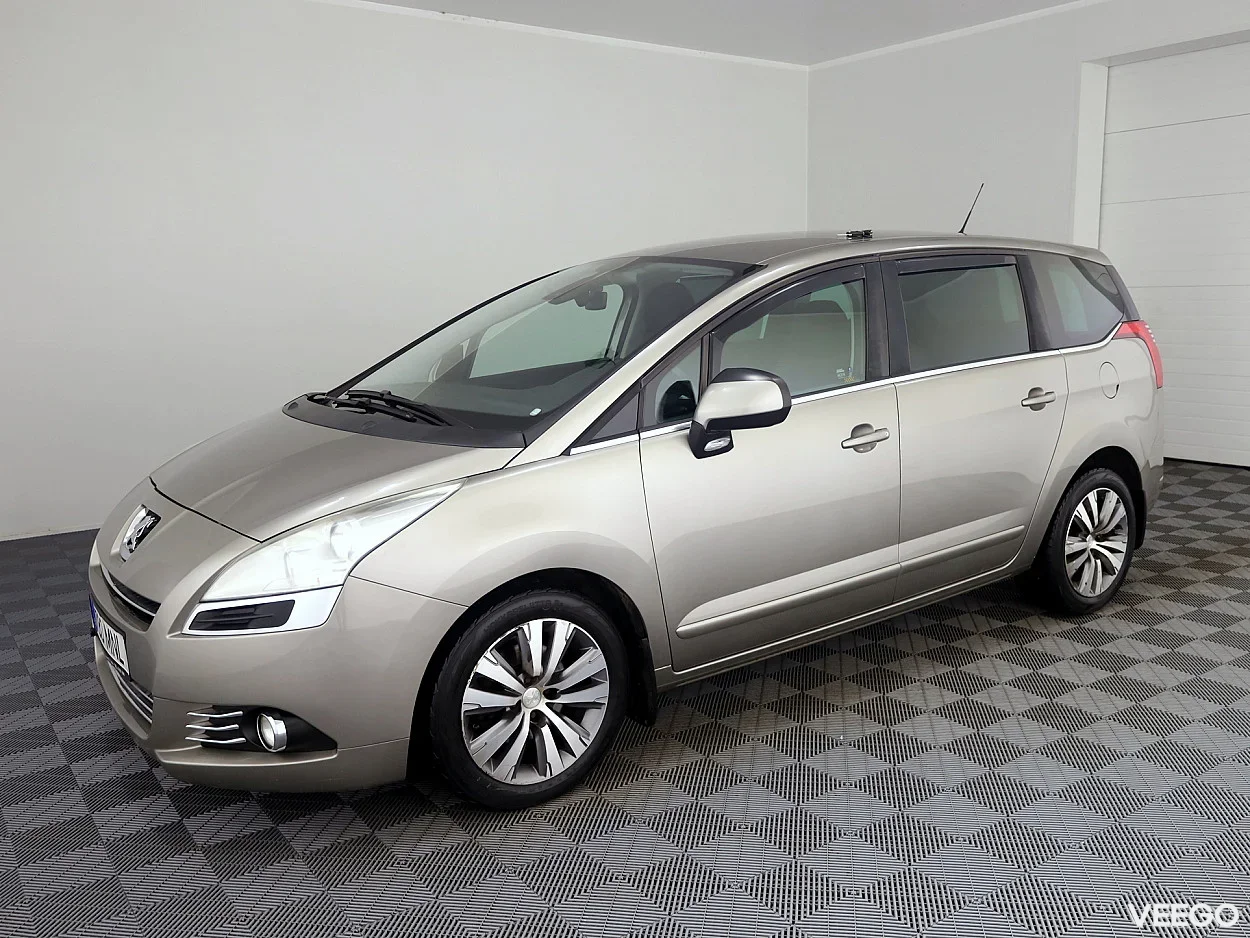 Peugeot 5008 1.6 115kW