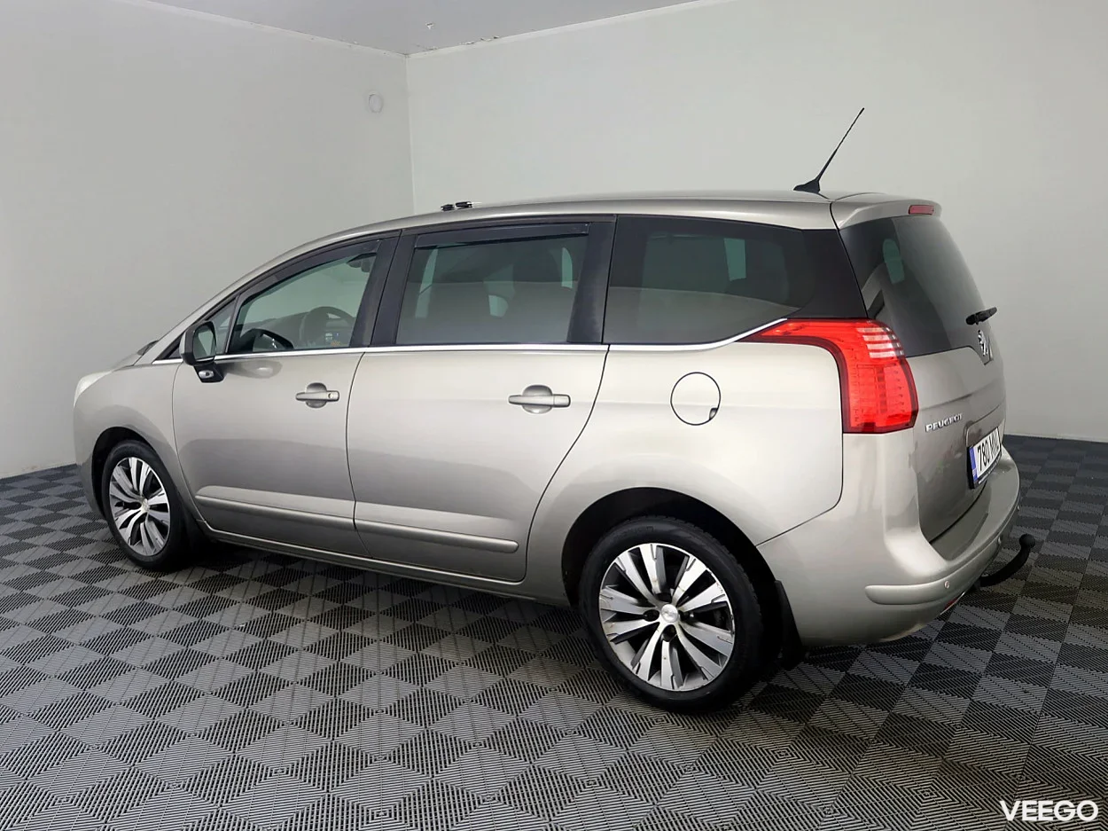 Peugeot 5008 1.6 115kW