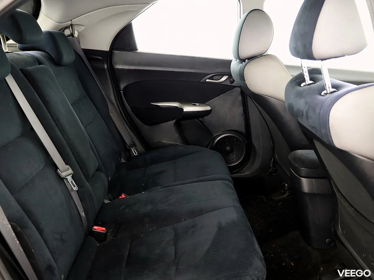 Honda Civic 1.8 104kW