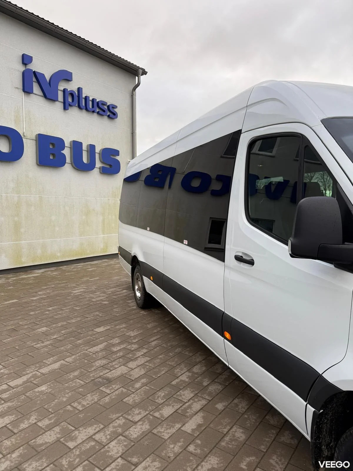 Mercedes-Benz Sprinter  3 140kW