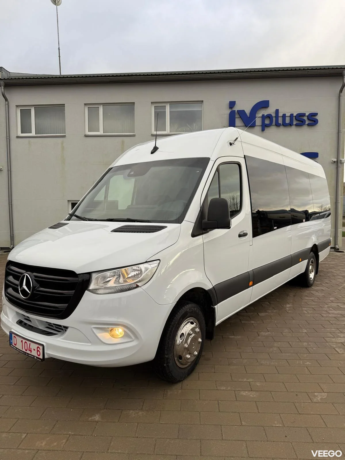 Mercedes-Benz Sprinter  3 140kW