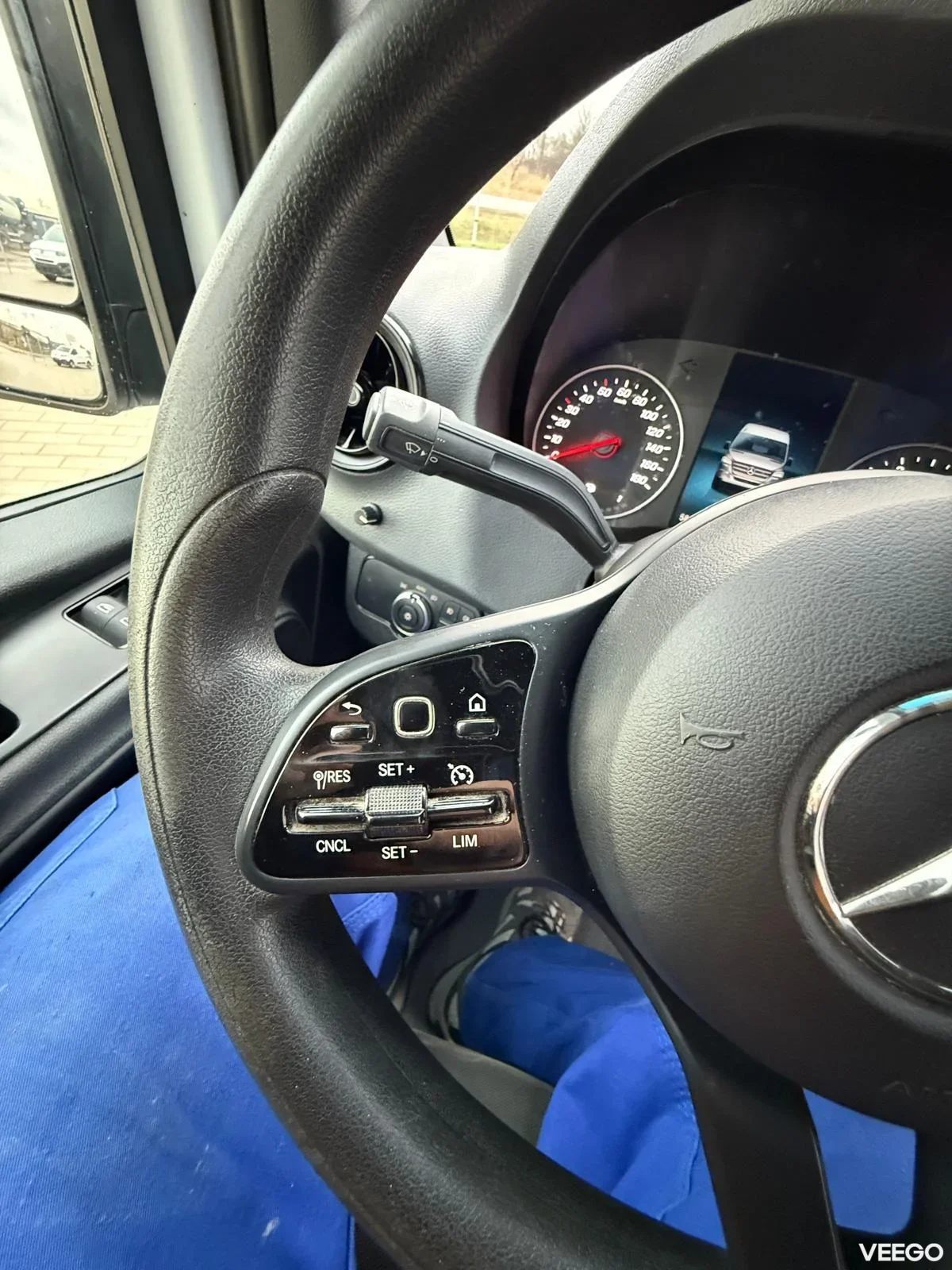 Mercedes-Benz Sprinter  3 140kW