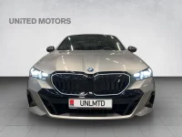 BMW i5 xDrive40, M-Sportpakett PRO Individual 290kW 290kW thumbnail