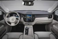 Volvo XC60 Inscription AWD Recharge PHEV 2 288kW thumbnail