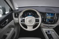 Volvo XC60 Inscription AWD Recharge PHEV 2 288kW thumbnail