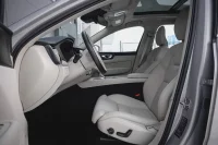 Volvo XC60 Inscription AWD Recharge PHEV 2 288kW thumbnail