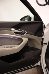 Audi Q8 e-tron 158kW thumbnail