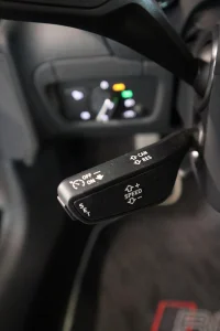 Audi R8 456kW thumbnail