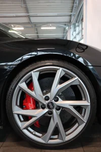 Audi R8 456kW thumbnail